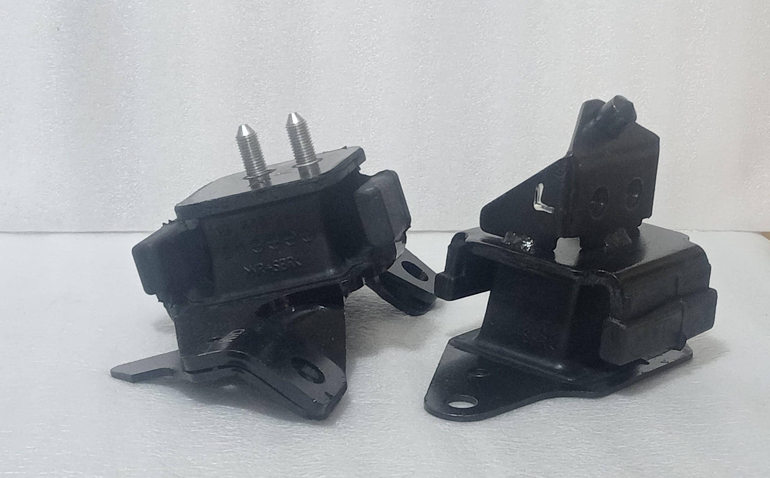 Engine Mounting D-max old model