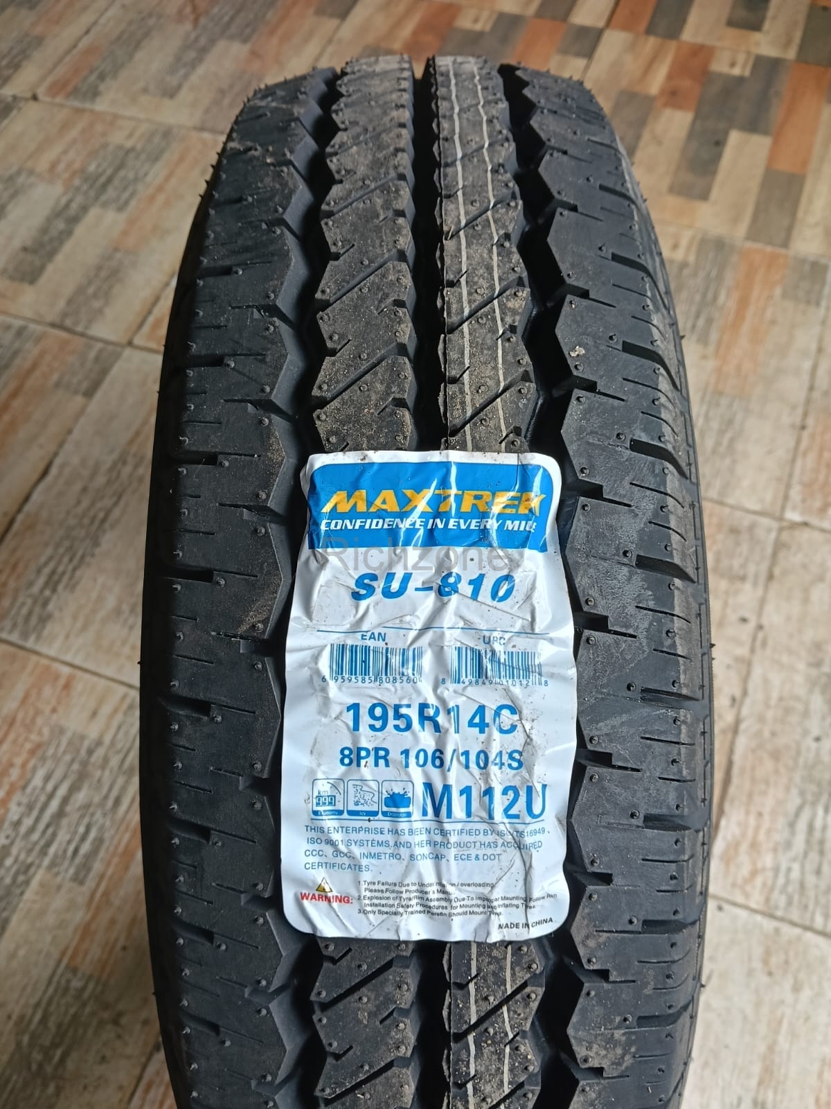 Maxtreak 195R14c