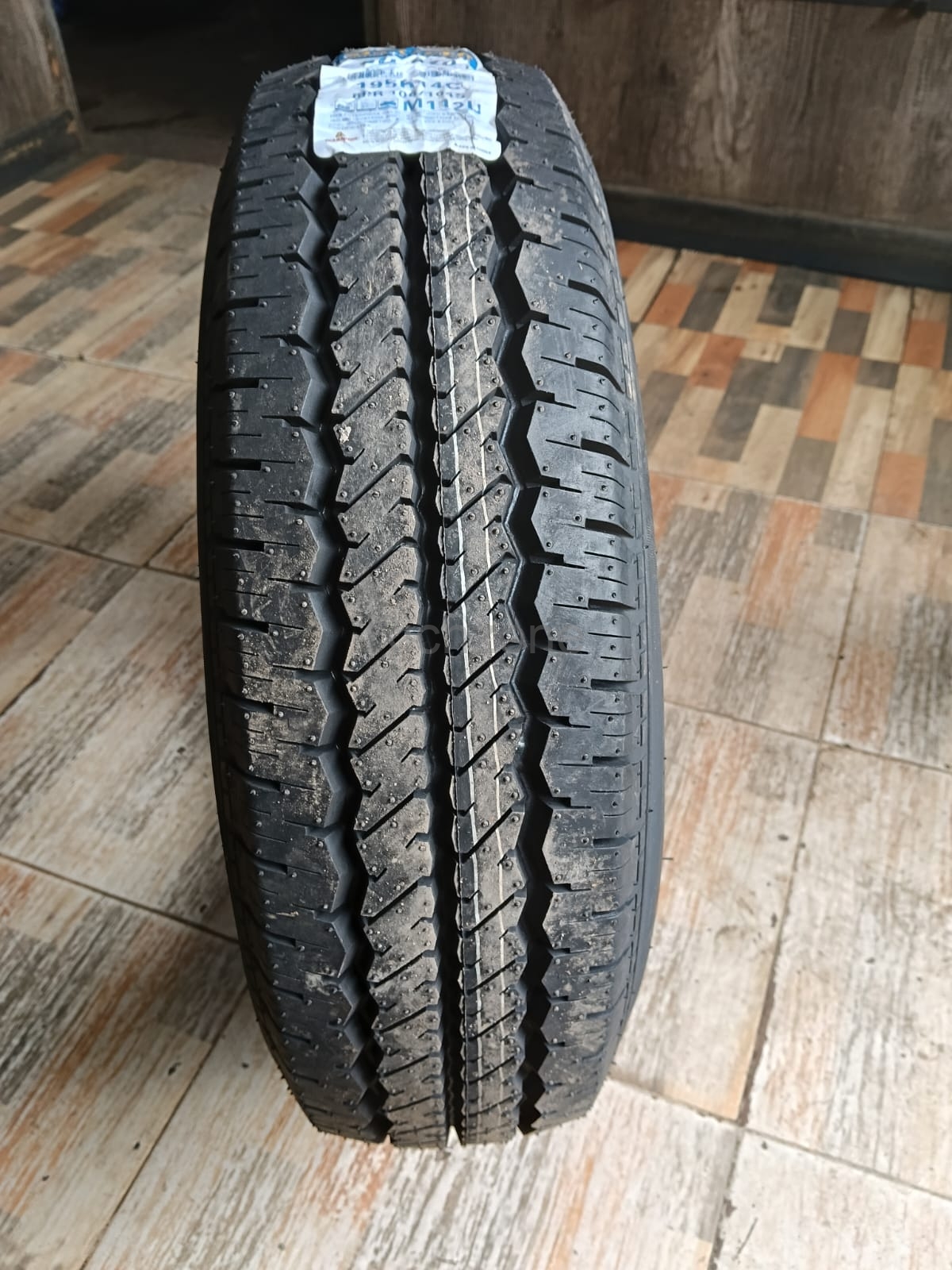 Maxtreak 195R14c