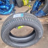 Maxtreak 225/60R17