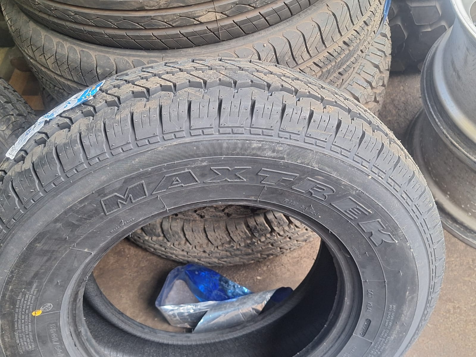 Maxtreak 195R15