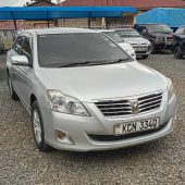 2011 TOYOTA PREMIO