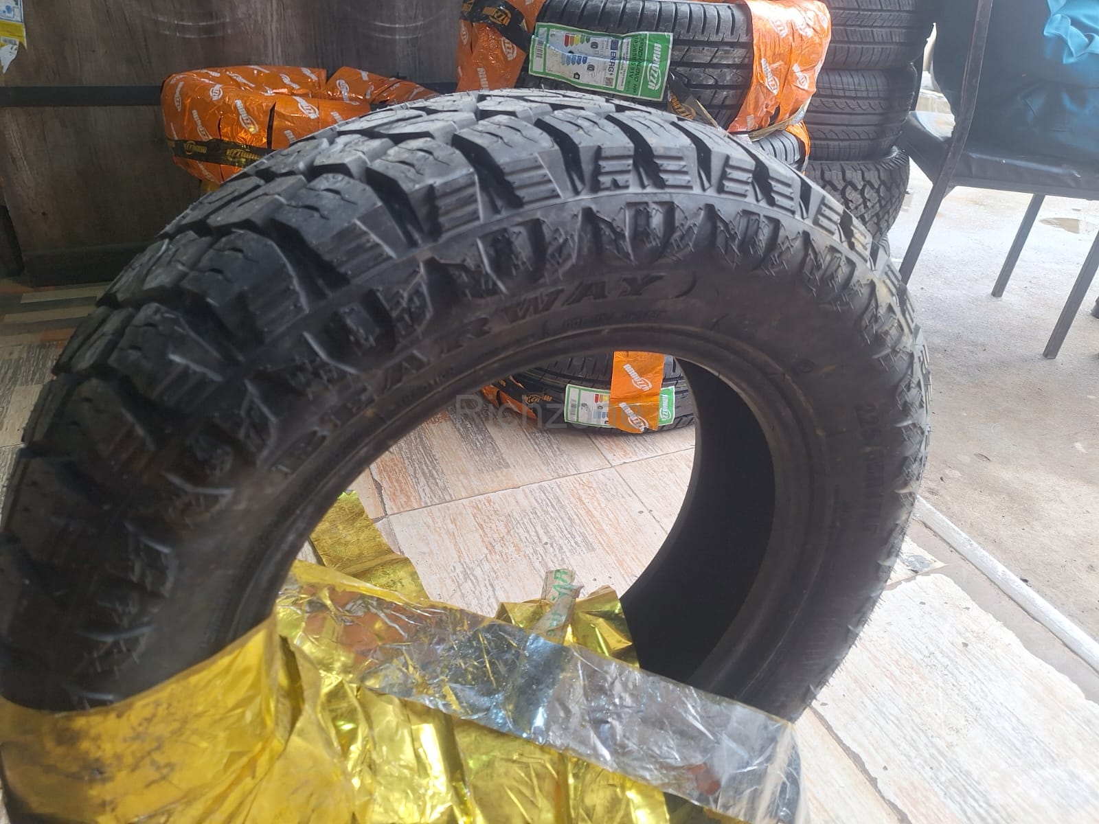 Bearway 225/65R17