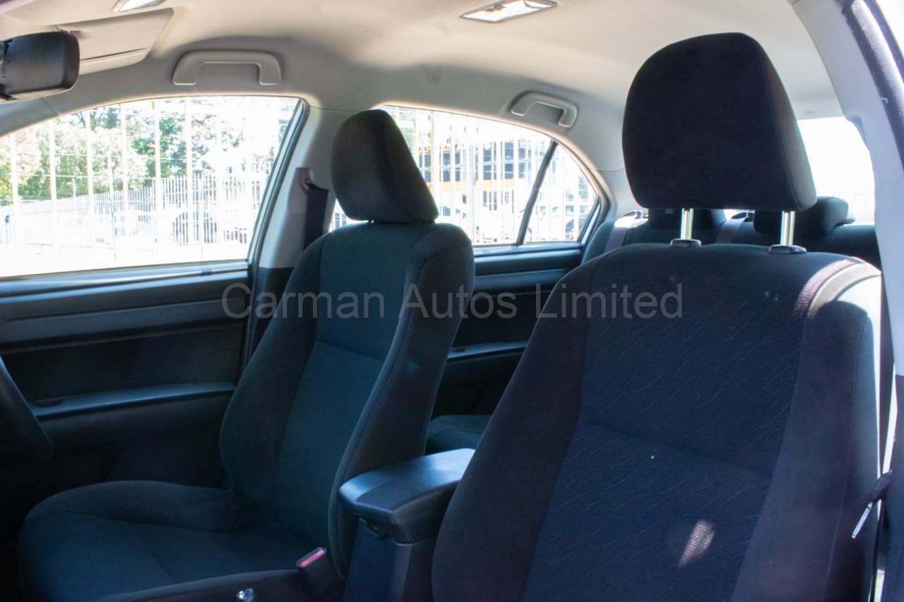 2018 TOYOTA AXIO 1500CC HYBRID AUTOMATIC (CVT) 2WD PUSH TO START
