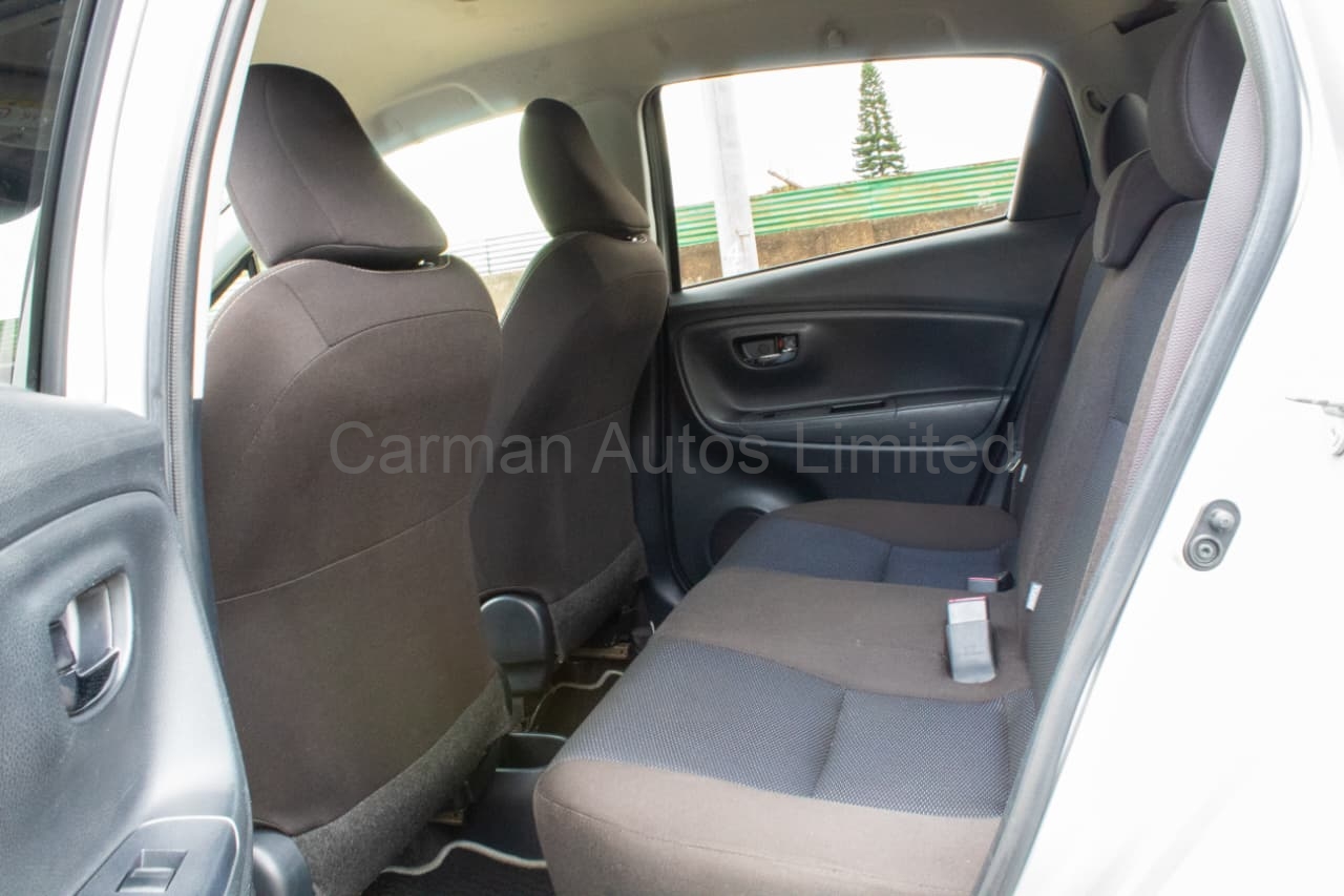 2018 TOYOTA VITZ 1000CC 2WD PUSH TO START AUTOMATIC