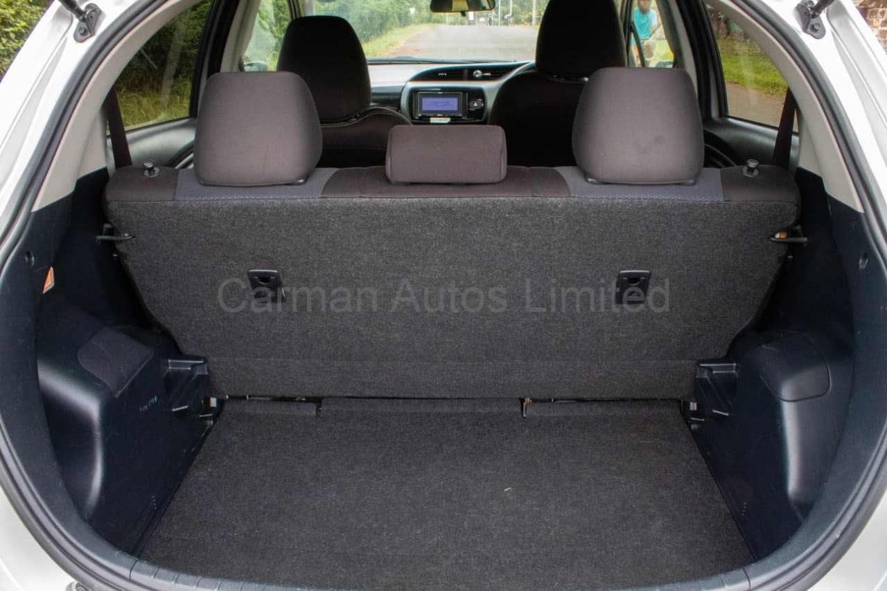 2018 TOYOTA VITZ 1000CC 2WD PUSH TO START AUTOMATIC