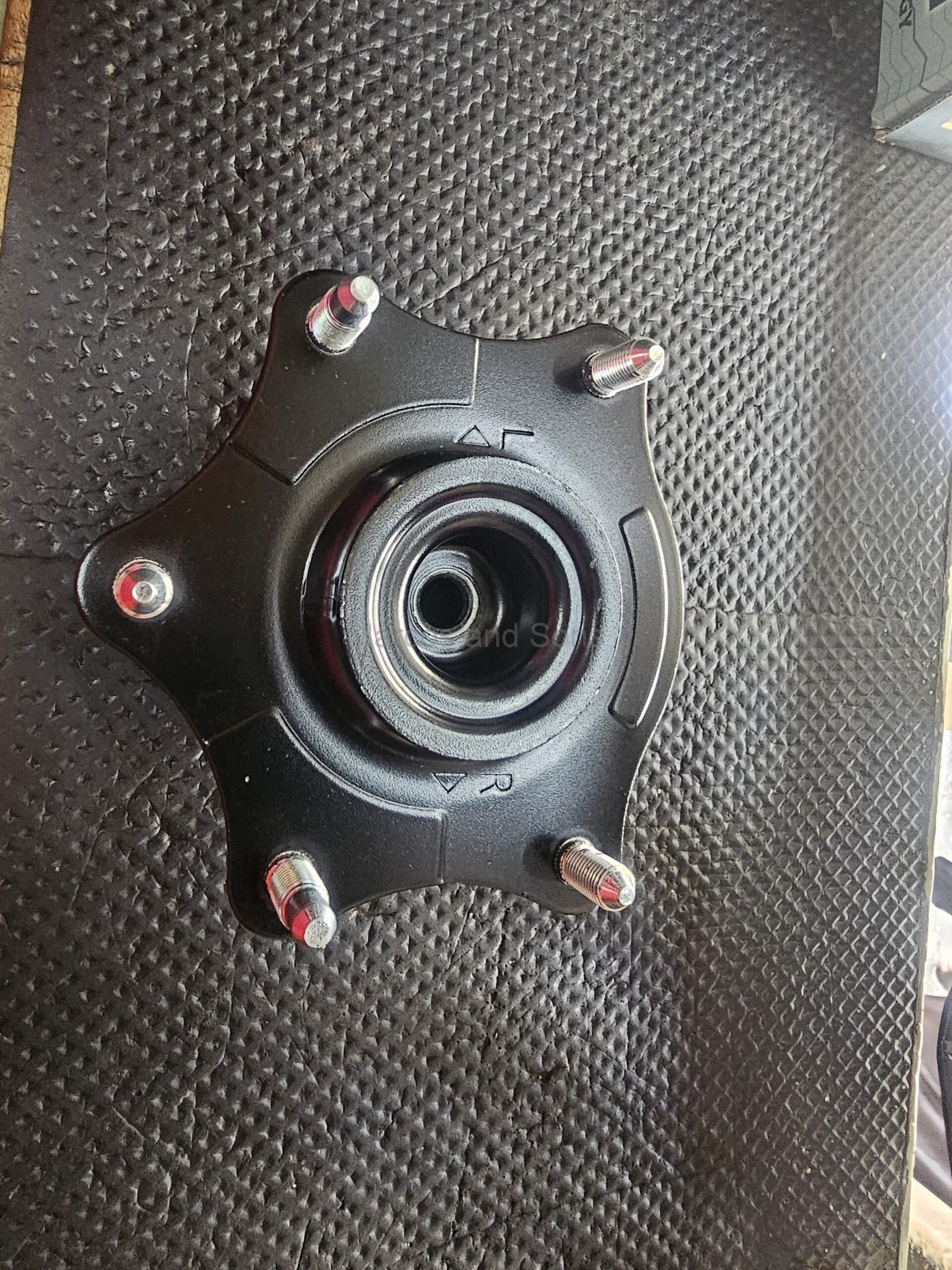 Shock mounting honda crv