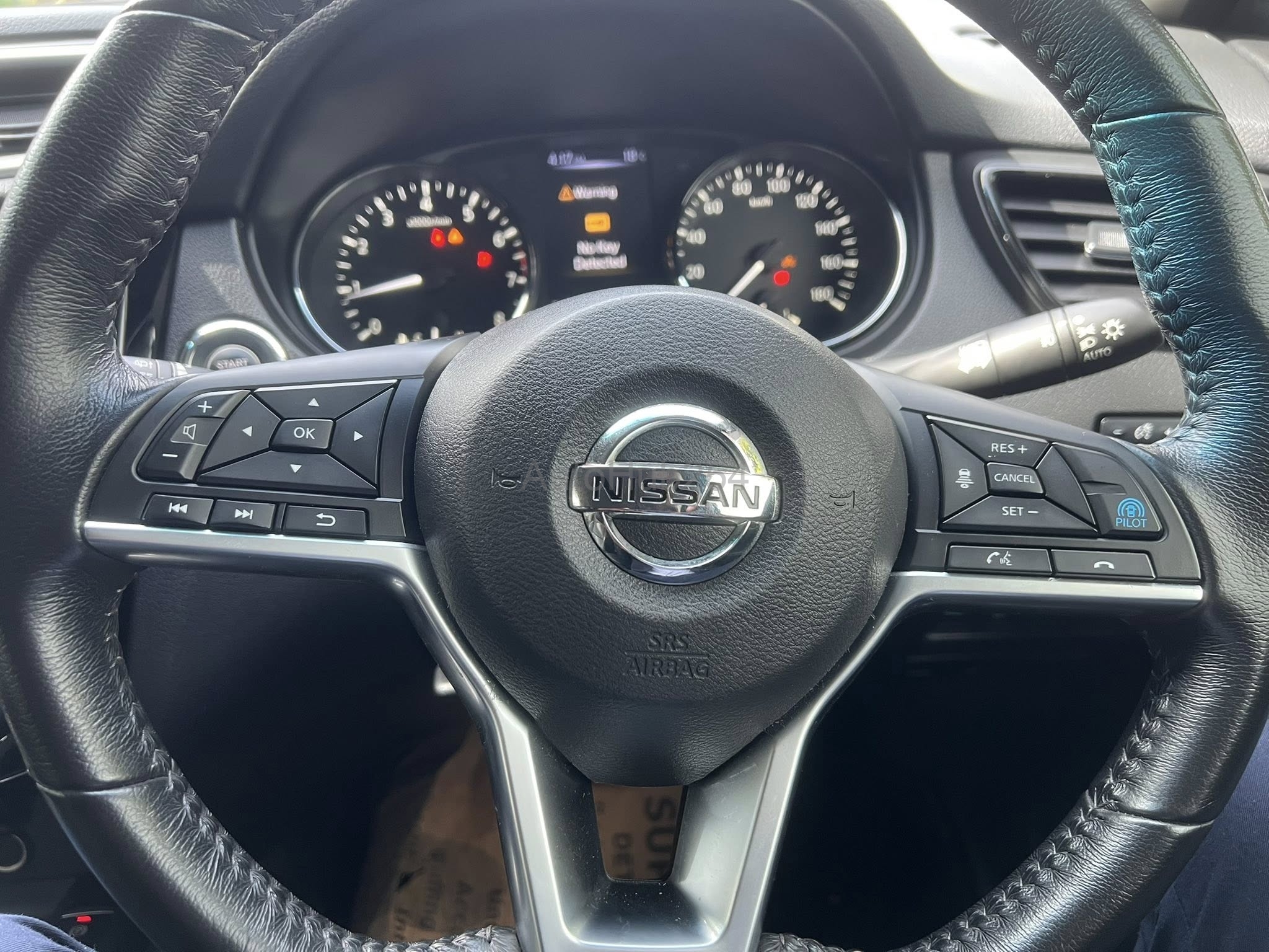 2018 NISSAN X-TRAIL