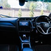 Honda Shuttle 1.5 G 2WD 2015 Silver