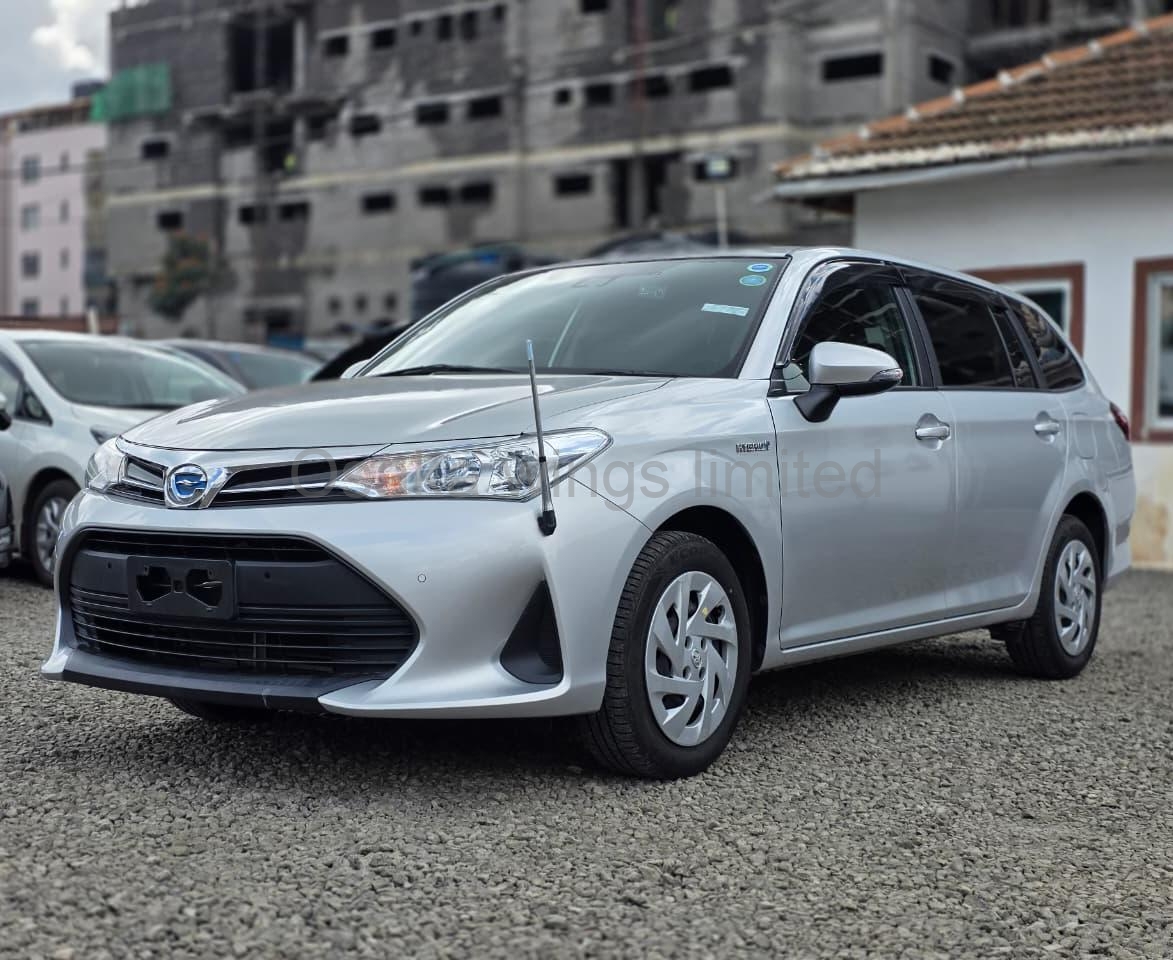 Toyota Fielder Hybrid