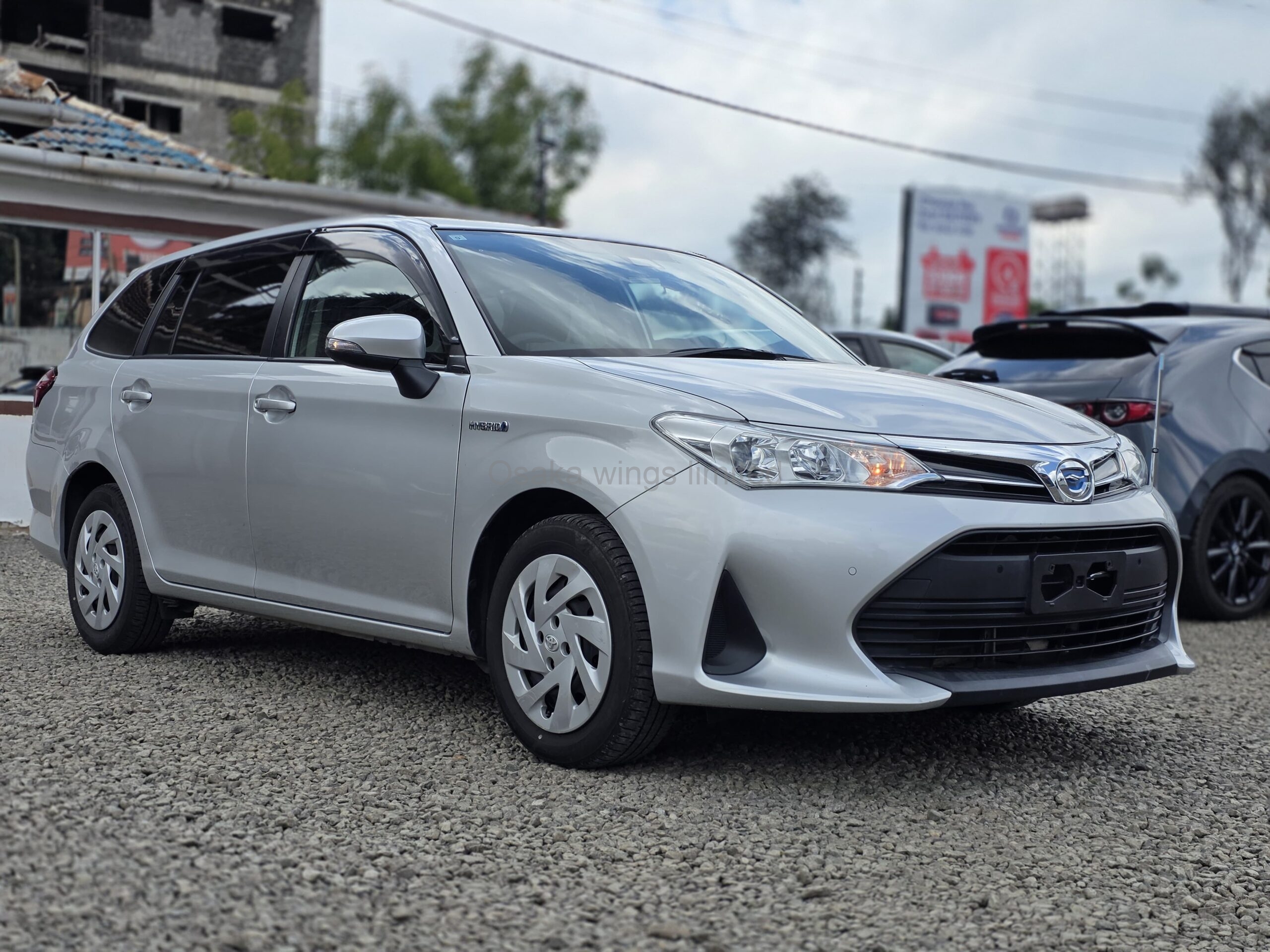 Toyota Fielder Hybrid