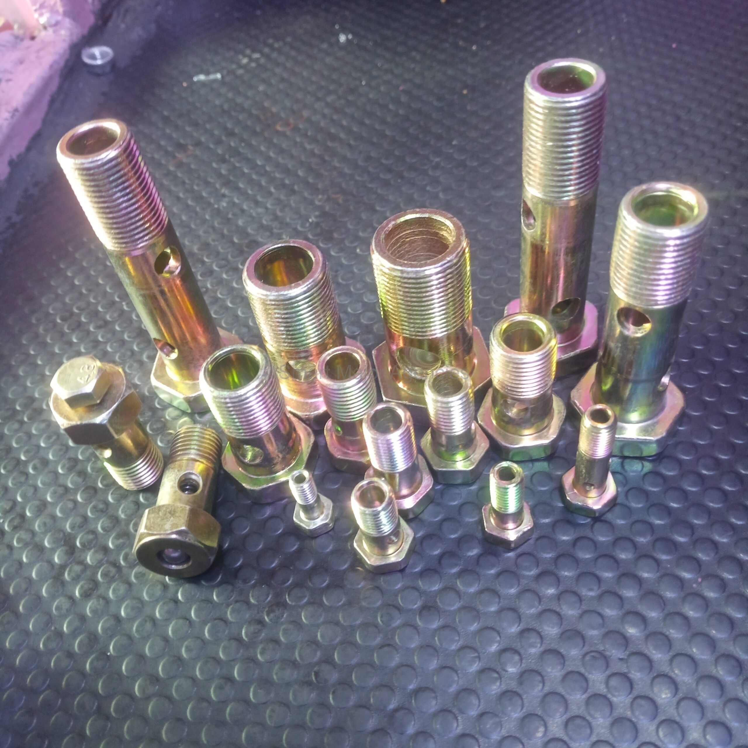 Banjo Bolts Available