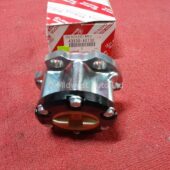 Free Wheel Hub Assy L/cruiser HZJ78/79