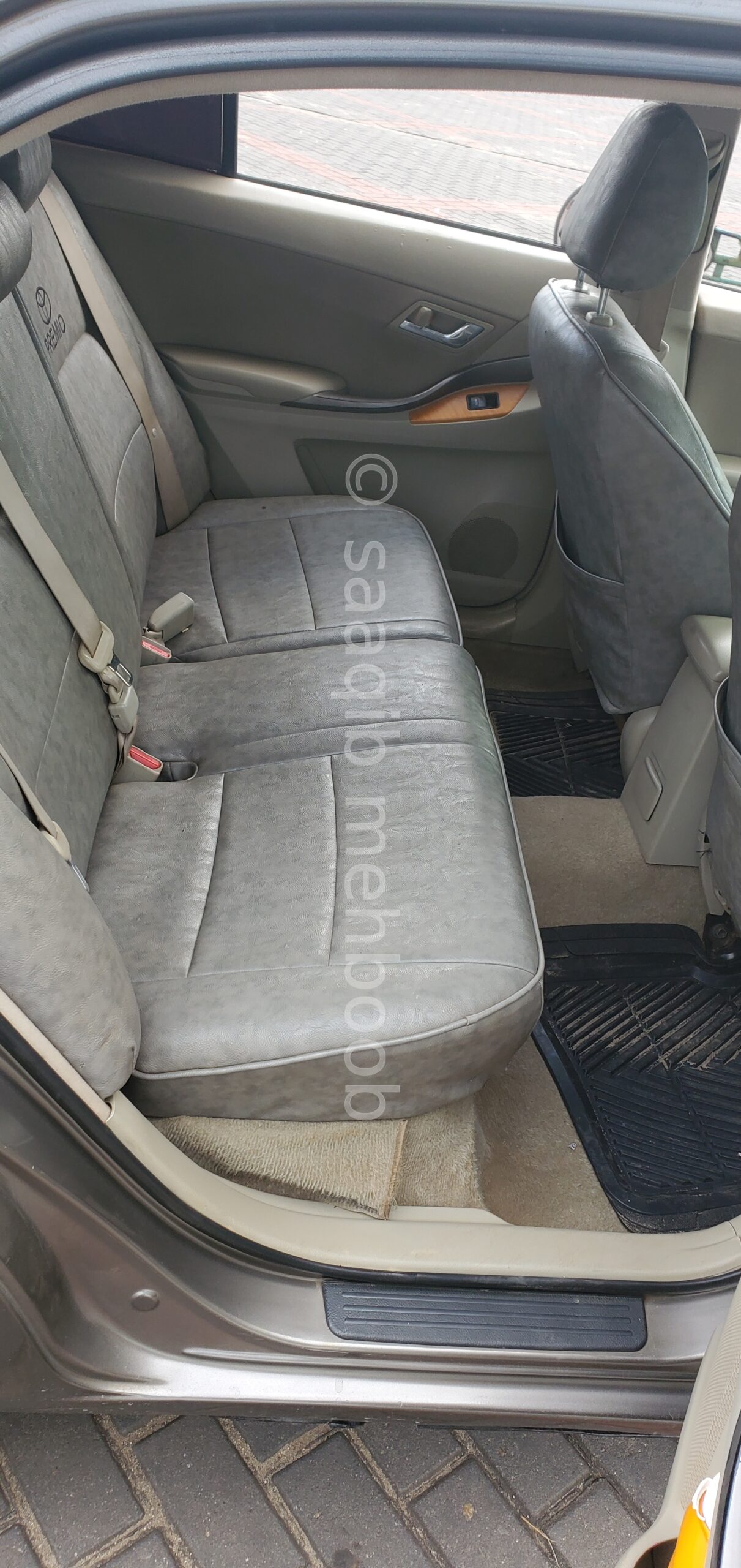 Toyota premio