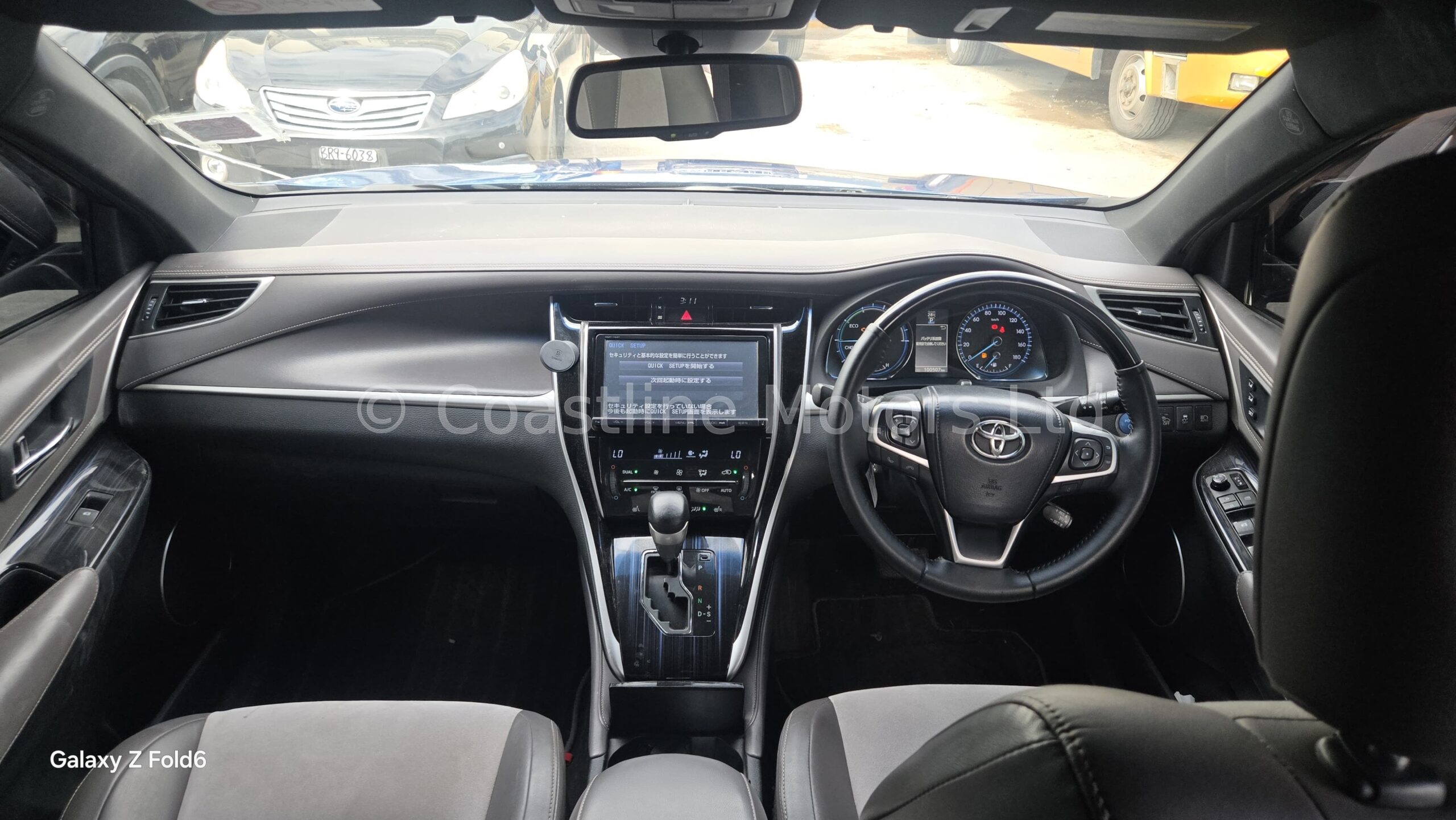 TOYOTA HARRIER