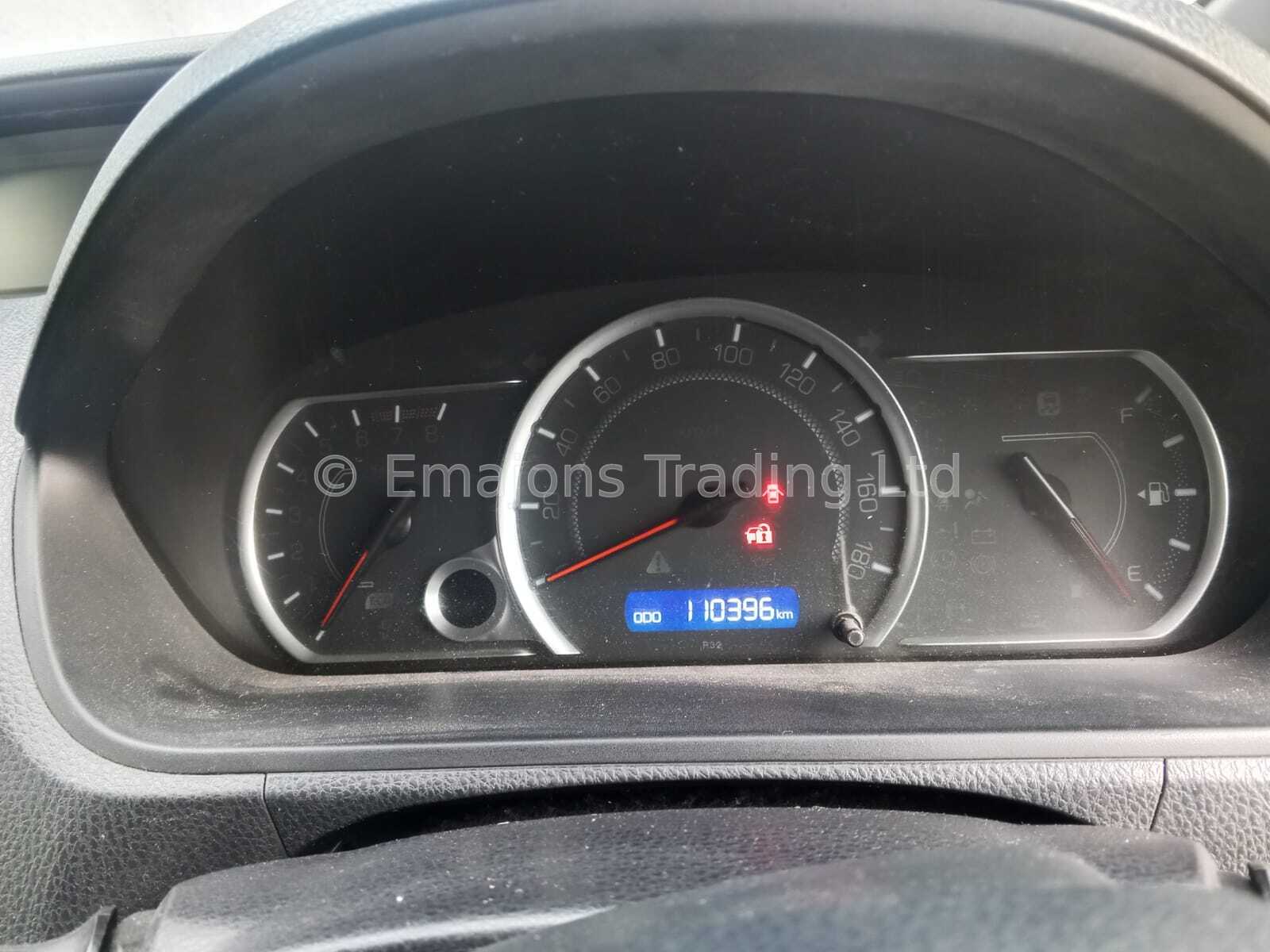Toyota voxy KDL 2015 2000cc