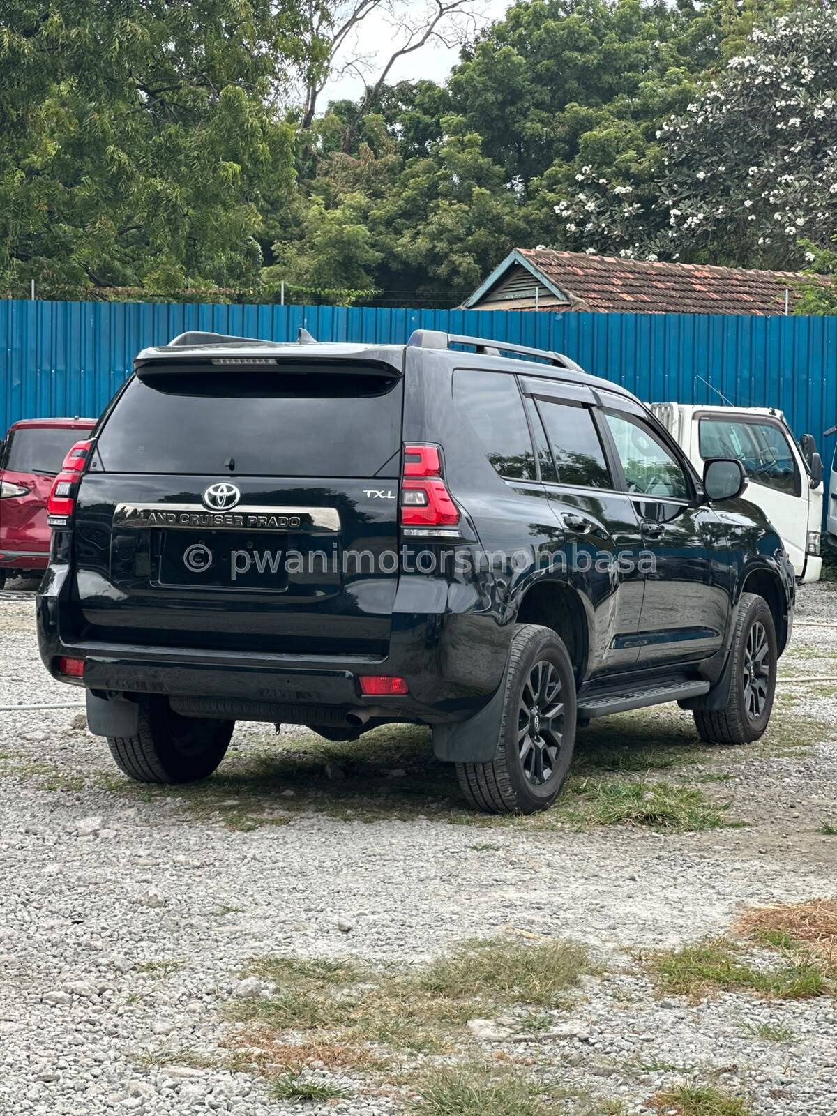 TOYOTA PRADO TXL