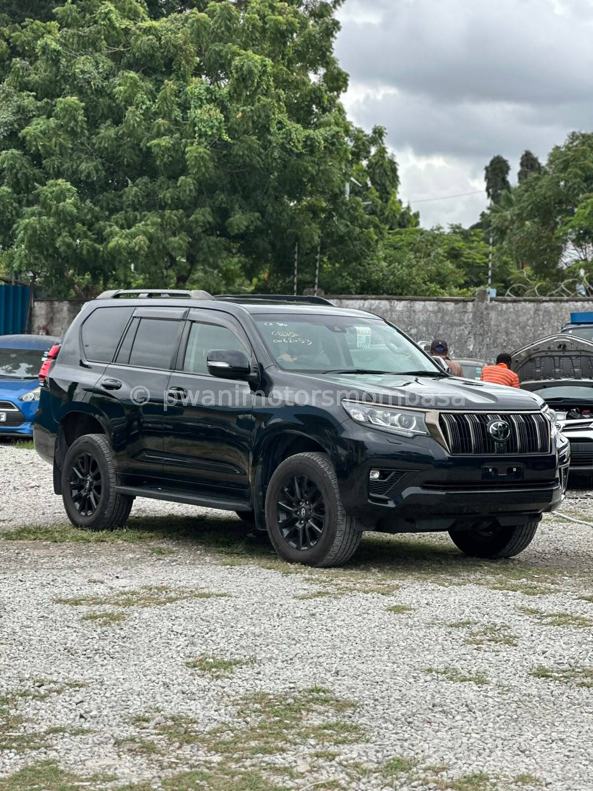 TOYOTA PRADO TXL
