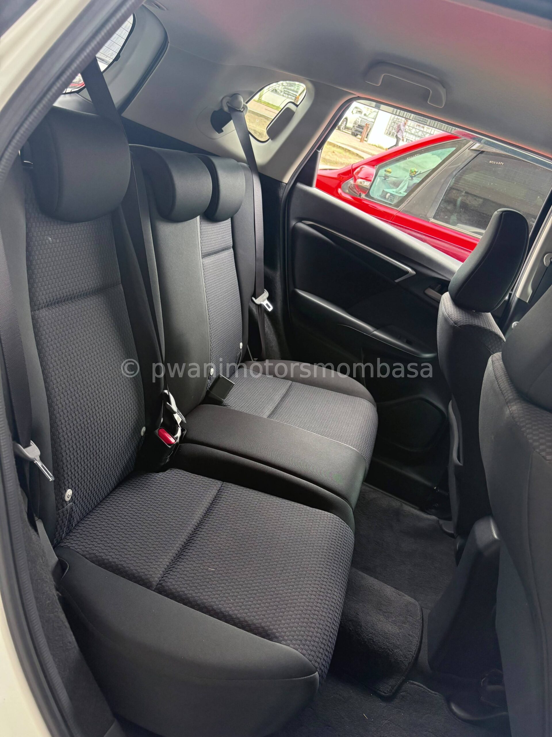 HONDA FIT NON HYBRID