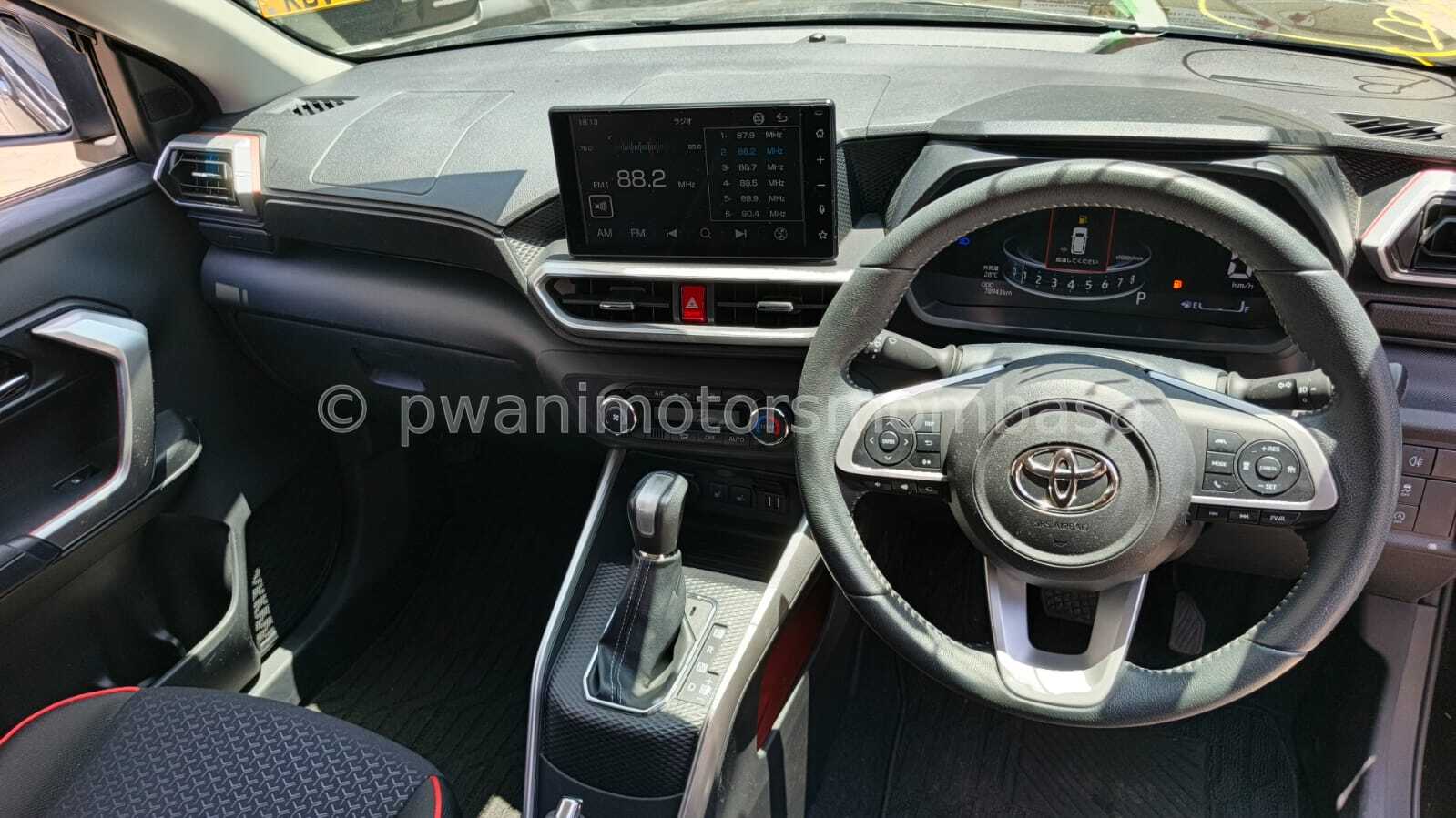 TOYOTA RAIZE
