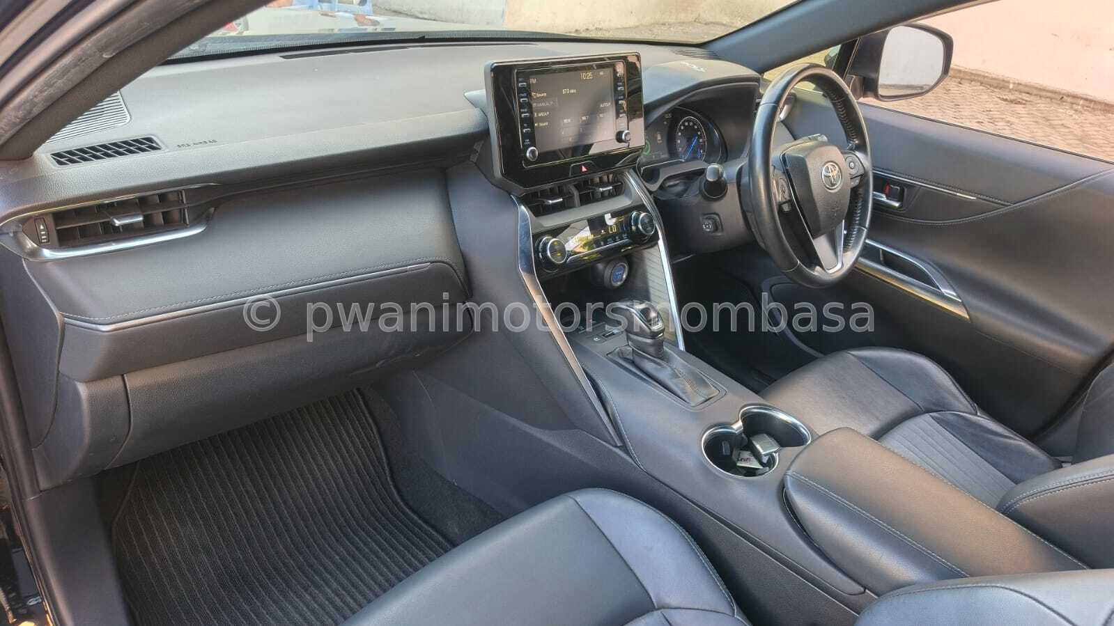 TOYOTA HARRIER HYBRID 2000CC