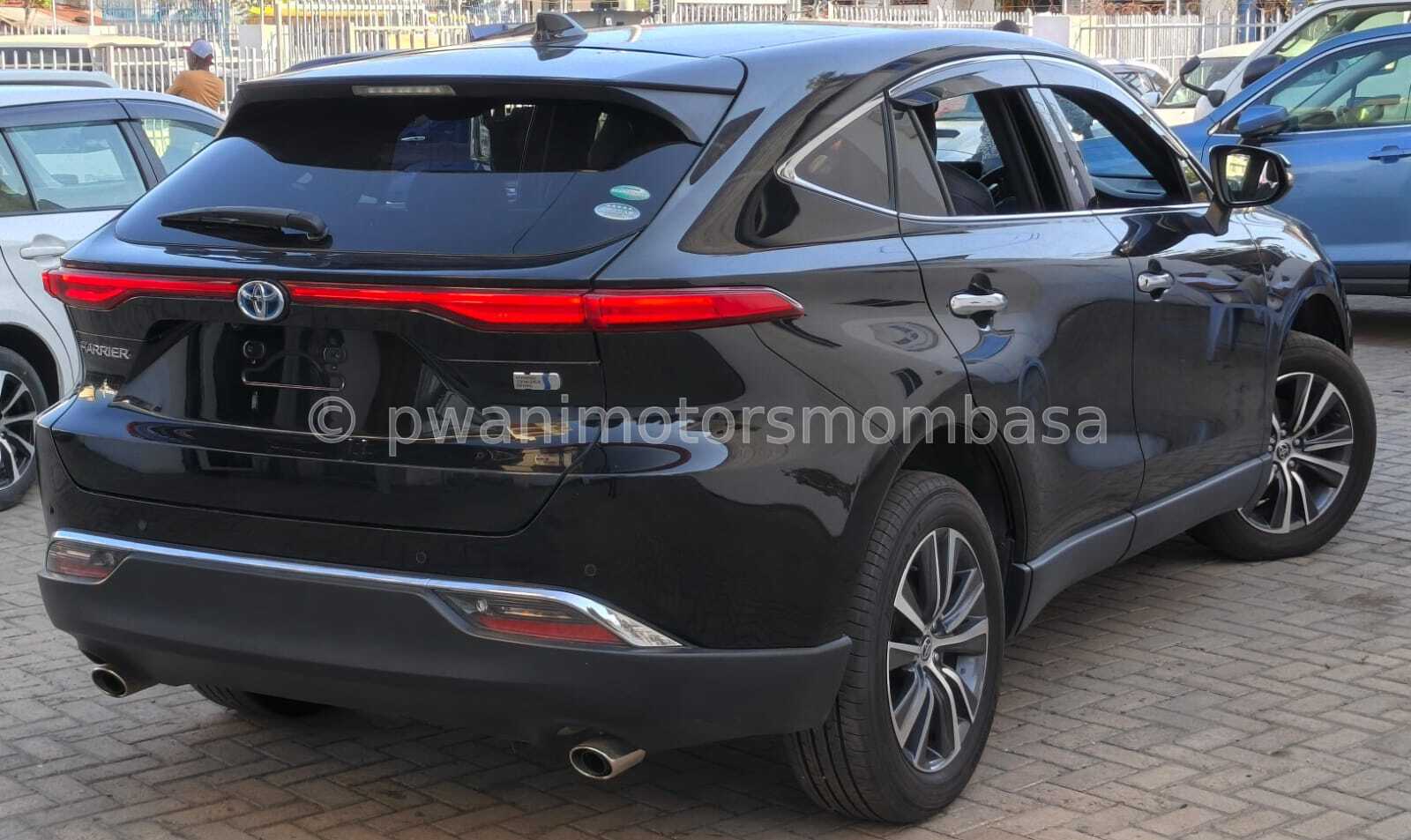 TOYOTA HARRIER HYBRID 2000CC
