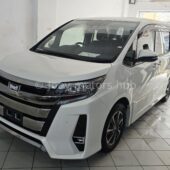 Toyota Noah Wxb