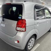 Toyota Porte Silver