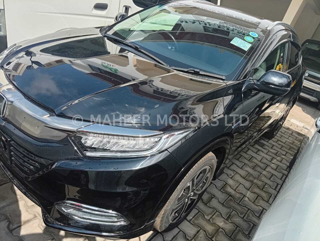 2020 Honda Vezel Hybrid Z Grade Full Option | Black