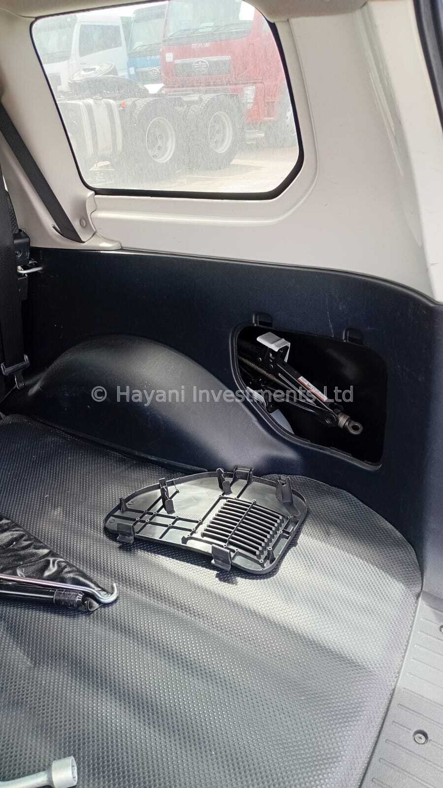 Toyota Probox Hybrid 2019