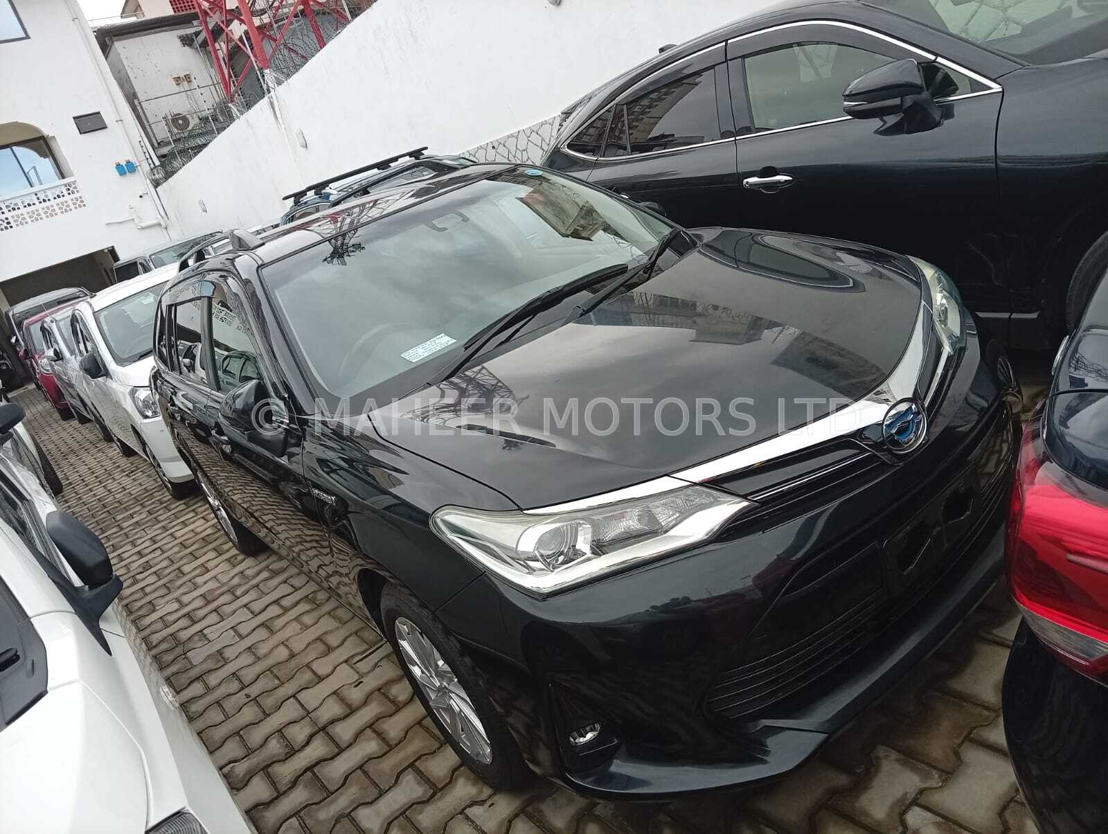Toyota Fielder Hybrid 2019 1500CC