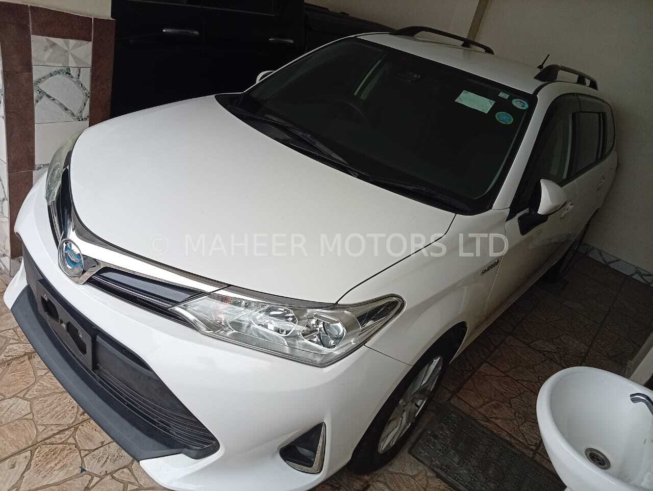 Toyota Fielder 2018 Hybrid G Grade 1500cc – White