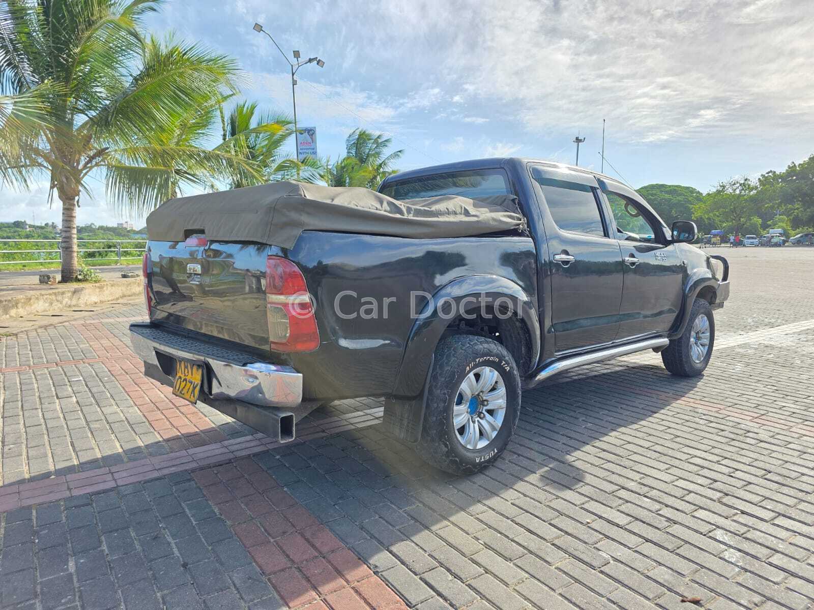 Toyota Hilux double cab 3000 cc D4D diesel