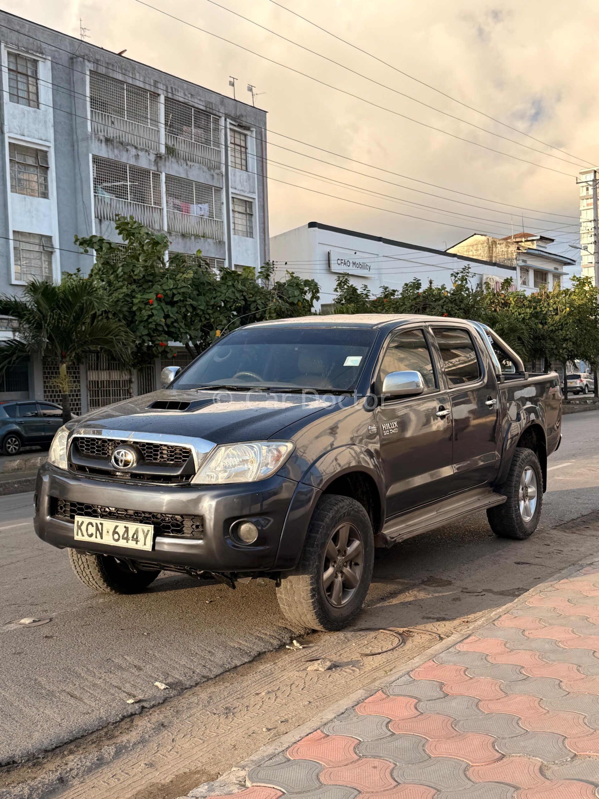 Toyota Hilux double cab 3000 cc D4D diesel