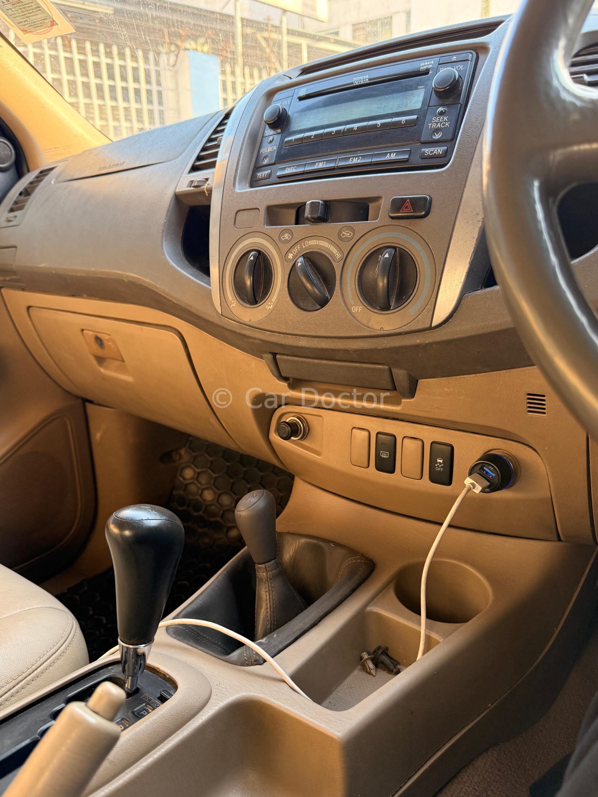 Toyota Hilux double cab 3000 cc D4D diesel