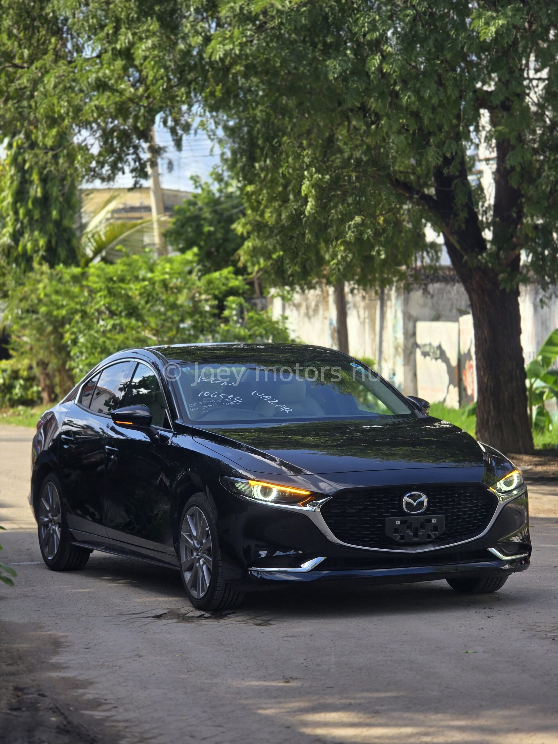 Mazda 3 Diesel saloon