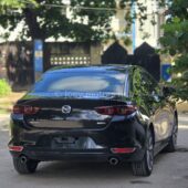 Mazda 3 Diesel saloon