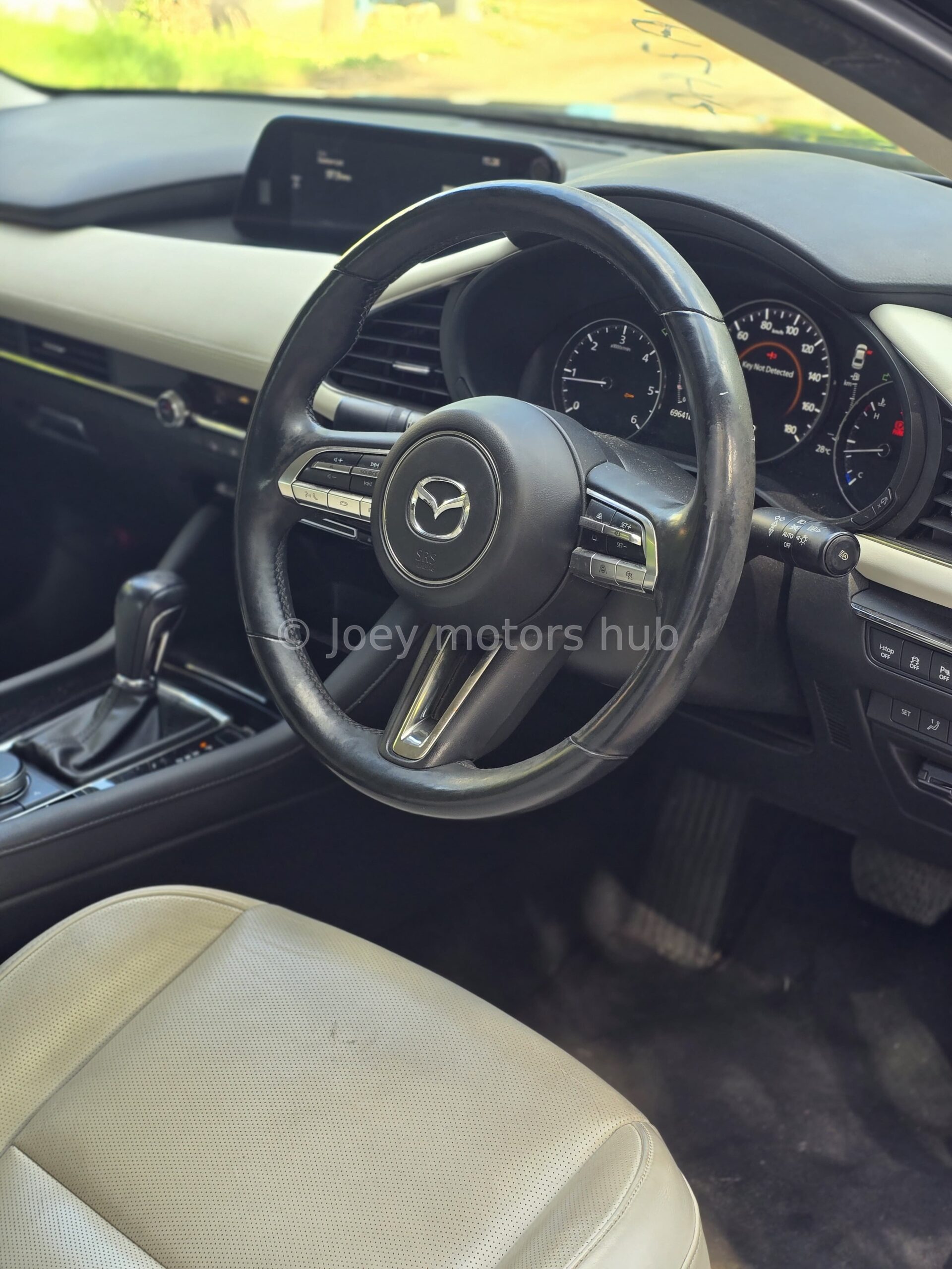 Mazda 3 Diesel saloon