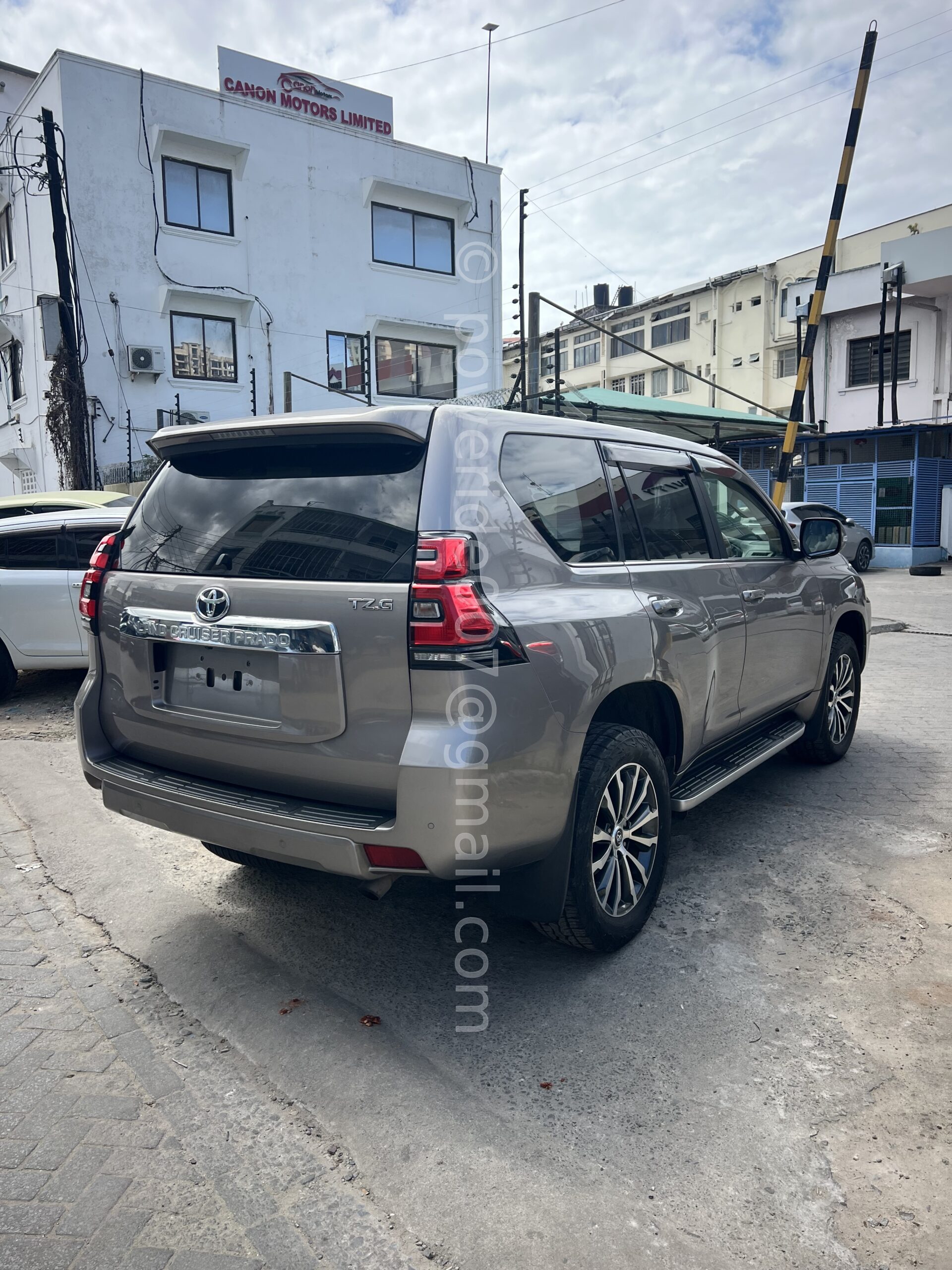 Toyota Prado TZG 2020