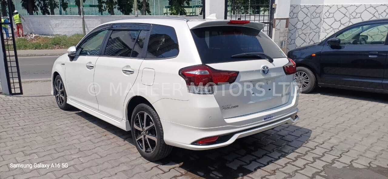 2019 Toyota Fielder Hybrid Pearl White