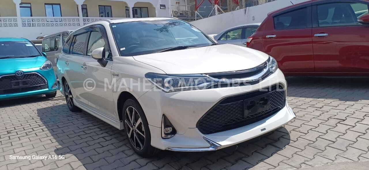 2019 Toyota Fielder Hybrid Pearl White